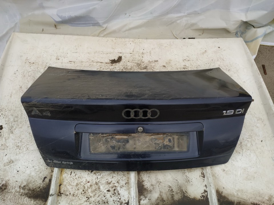 Audi A4 1996 Hood - REAR