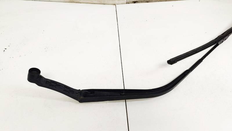 Peugeot 4007 2008 Brazo del limpiaparabrisas FRENTE