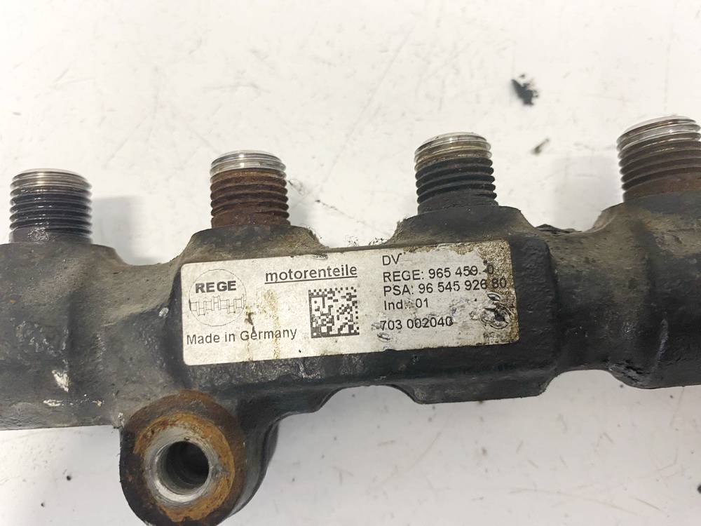 9654592680 Ford Focus 2011 Fuel injector rail (injectors)(Fuel distributor) - Thumbnail 2