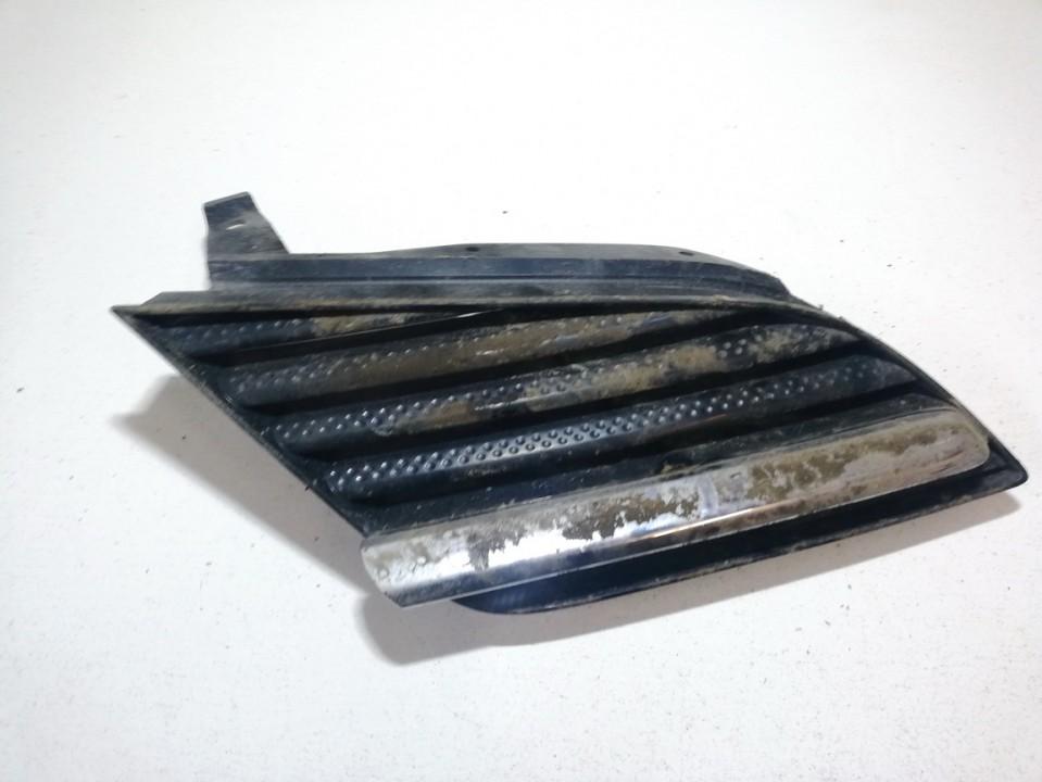 62320AU300 Nissan Primera 2003 Hood grille - FRONT