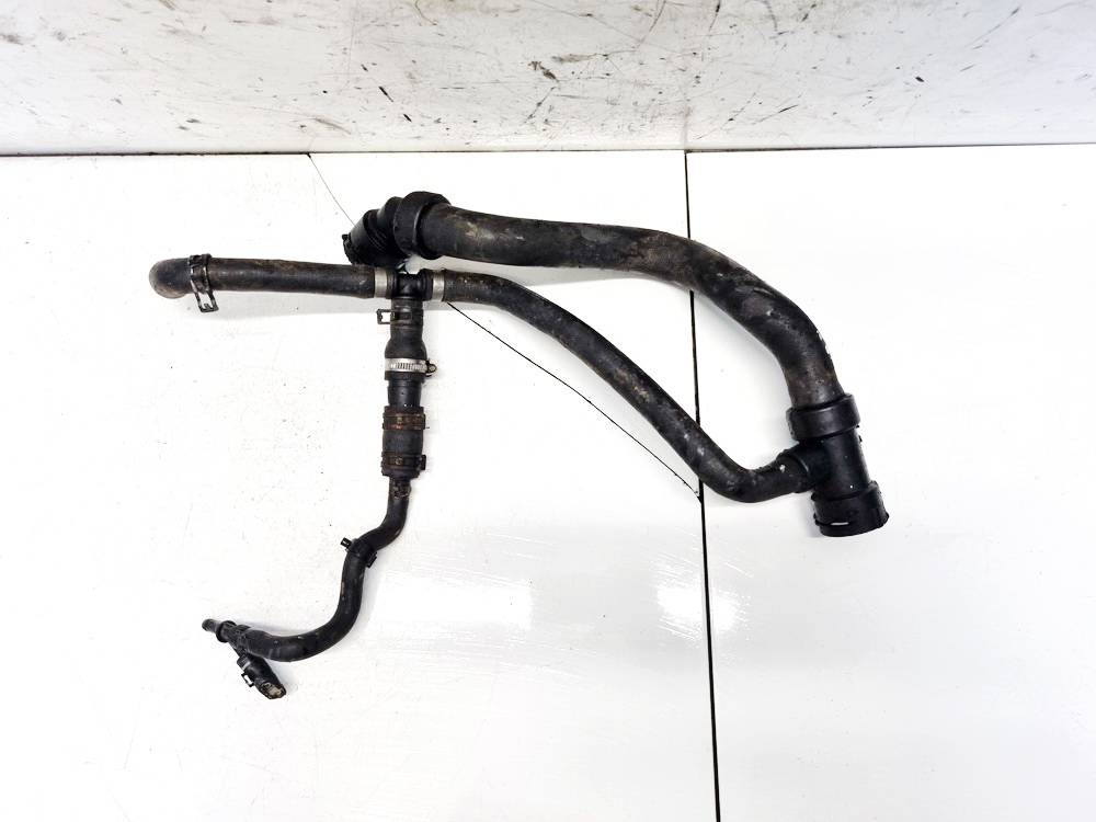 Volkswagen Passat 2001 Radiator Hose (Water Hose)
