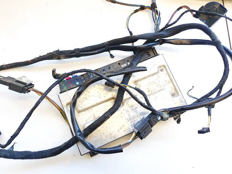 61356920447901 BMW 7-Series 2001 Kiti kompiuteriai