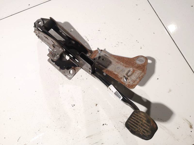 BV612467GB Ford Focus 2013 Педаль сцепления