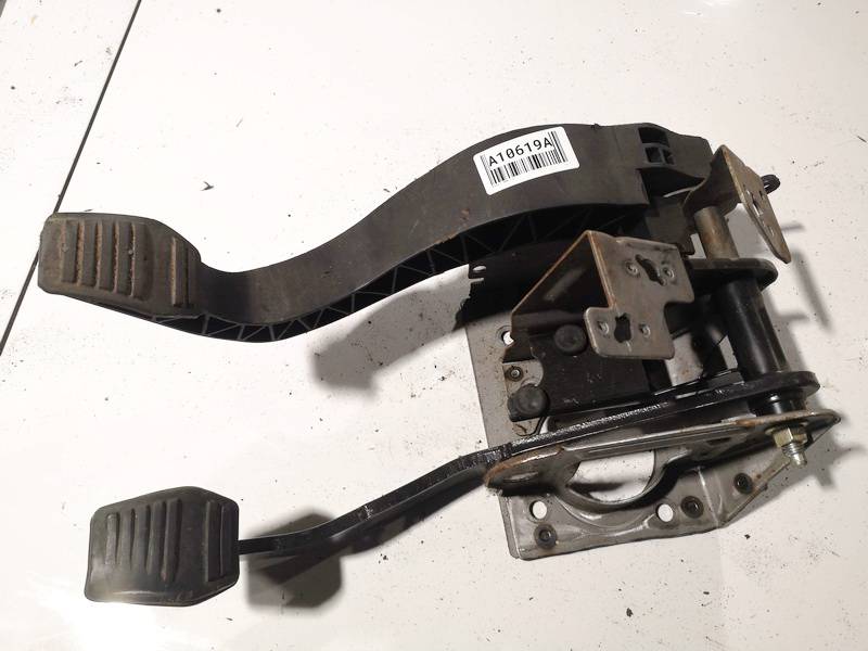 Mazda 2 2006 Kytkinpoljin