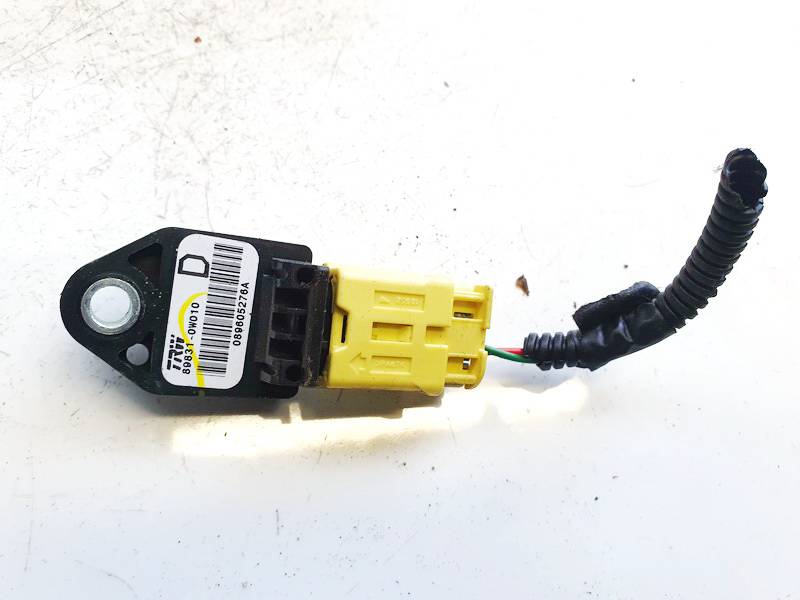 898310W010 Toyota Corolla Verso 2006 Srs Airbag crash sensor