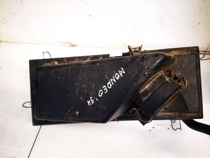93BB9600AH Ford Mondeo 1993 Air filter box