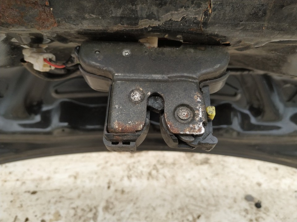 Mazda 3 2006 Zamek tylnej klapy - TYLNE - Thumbnail 2