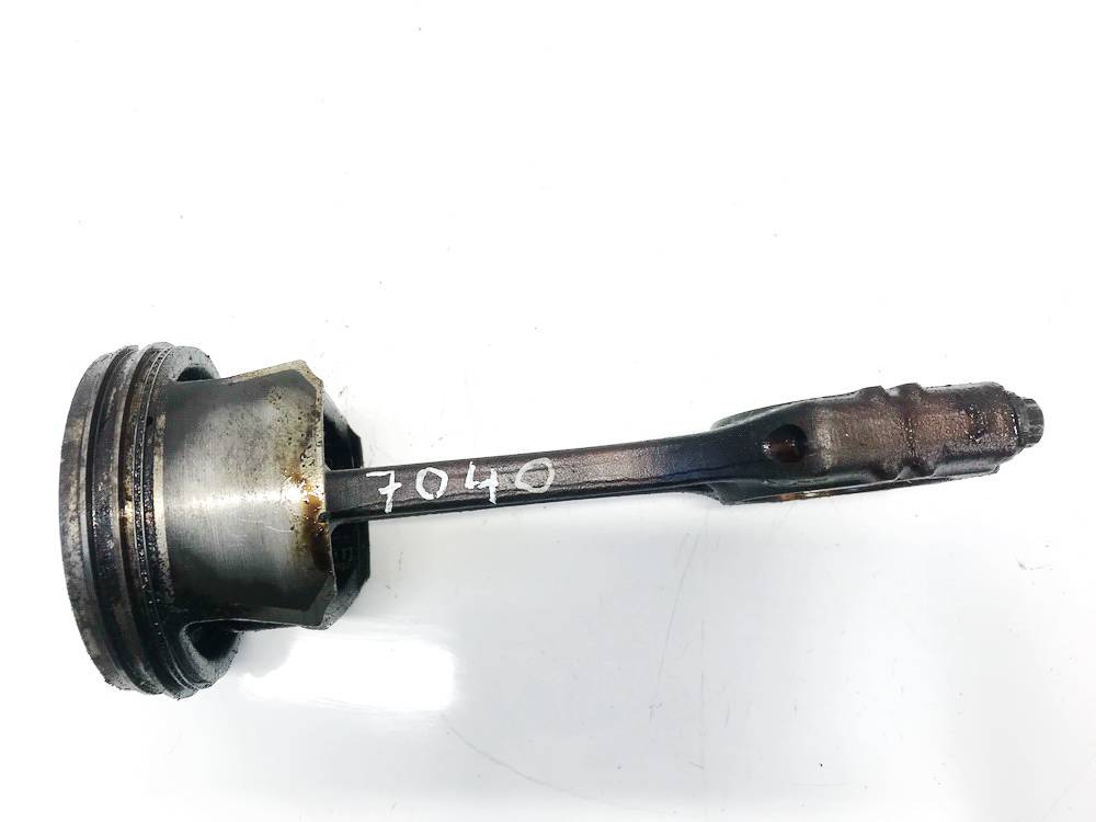 Toyota Avensis 2005 Piston and Conrod (Connecting rod) - Thumbnail 3