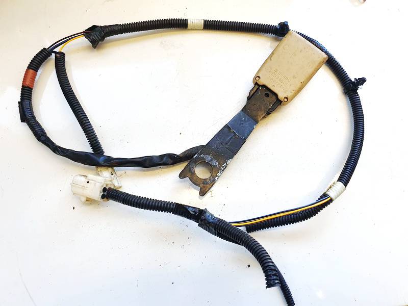 B480 Lexus IS - CLASS 2008 Zaczep pasa bezpieczeństwa - PRZEDNIE PRAWE