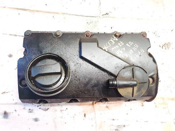 038103475 Audi A3 2003 Tapa de balancines