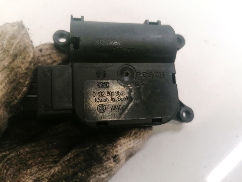 0132801356 Opel Meriva 2004 Sildītāja vārsta motoriņš - Thumbnail 3