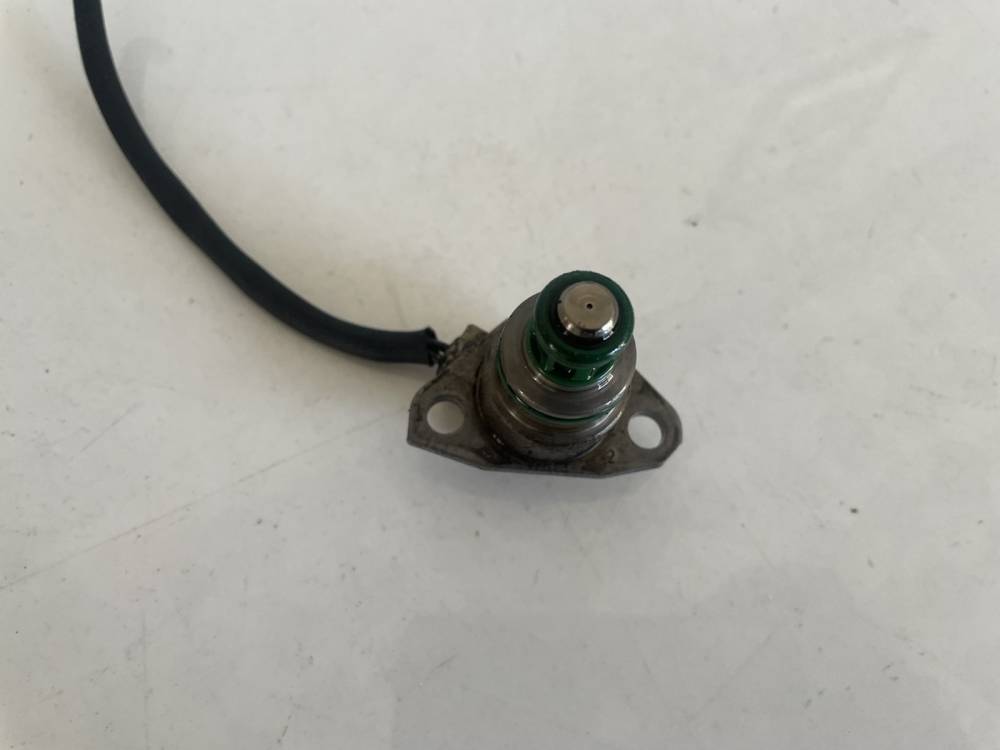 0281002150 used FUEL RAIL HIGH PRESSURE SENSOR Audi A6 1998 2.5L EIS01737006 Used Auto Parts