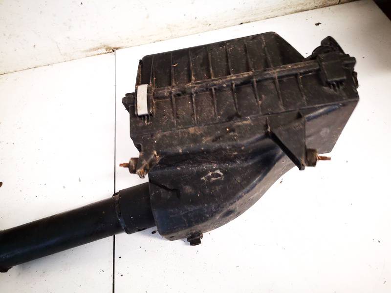 4235214 SAAB 900 1995 Air filter box - Thumbnail 3
