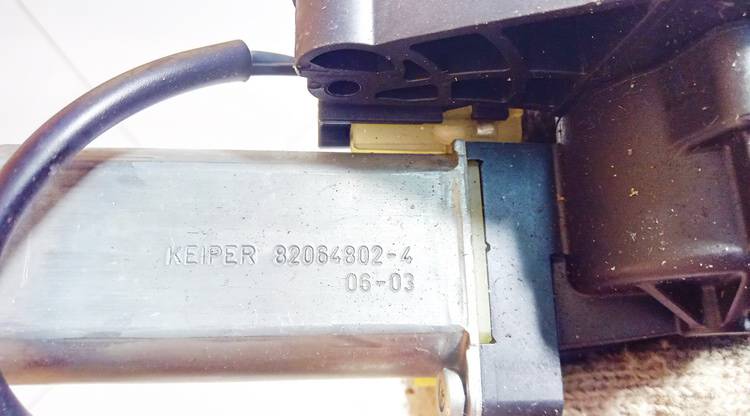 0390203207 Mercedes-Benz CLS-CLASS 2005 Seat Motor Regulator - FRONT RIGHT - Thumbnail 4