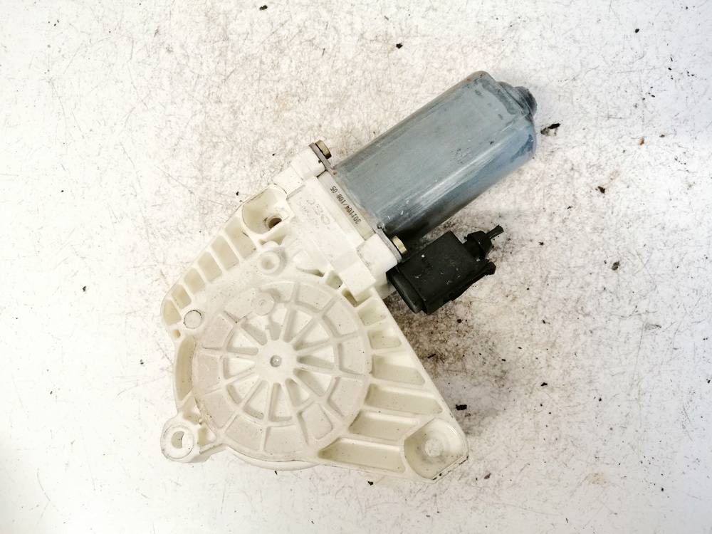 A1698201642 Mercedes-Benz A-CLASS 2005 Durvju loga pacēlāja motors - PRIEKŠA PA LABI - Thumbnail 2