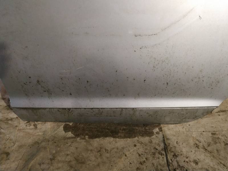 Audi A6 2007 Durvju ārējais molding - AIZMUGURE PA KREISI