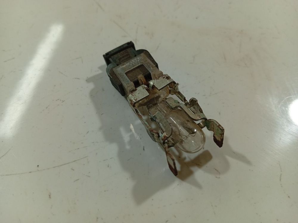 893971632 Audi A3 2003 Interior lighting