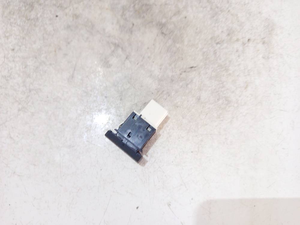 4F0927134 Audi A6 2005 ESP Switch Button - Thumbnail 3