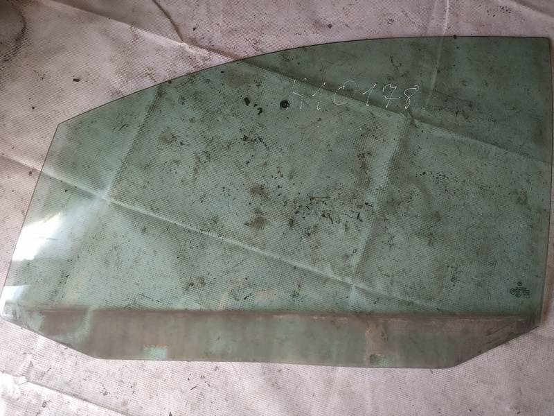 AS2 Volkswagen Touran 2005 Oven lasi - EDESSÄ VASEMMALLA