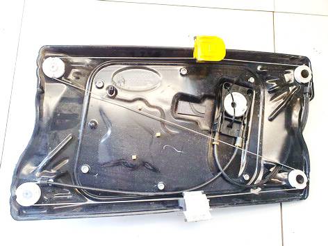 Land-Rover Freelander 2006 Durvju loga pacēlājs - PRIEKŠA PA LABI