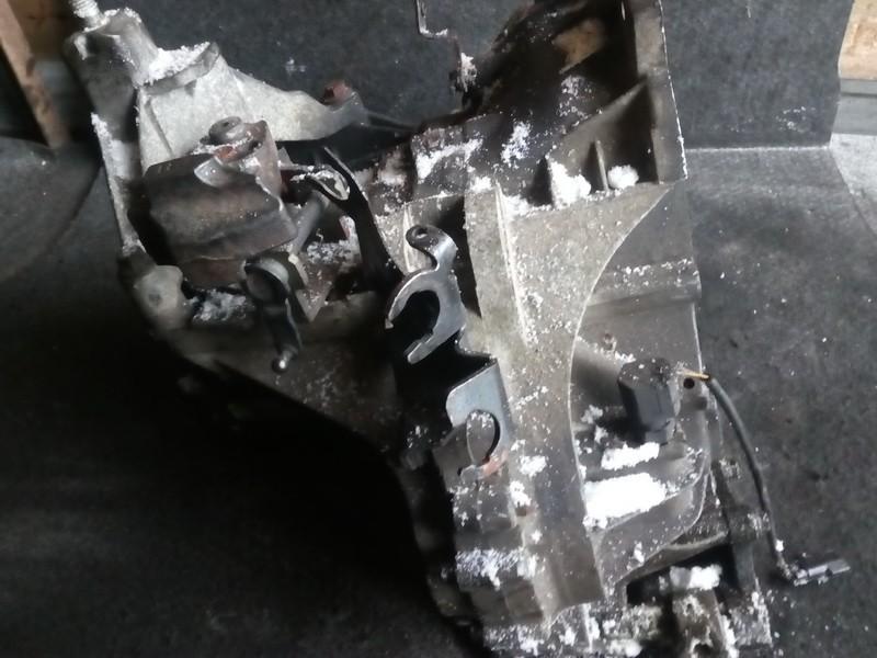 XS4R7F096CB Ford Focus 2001 Gearbox - Thumbnail 2