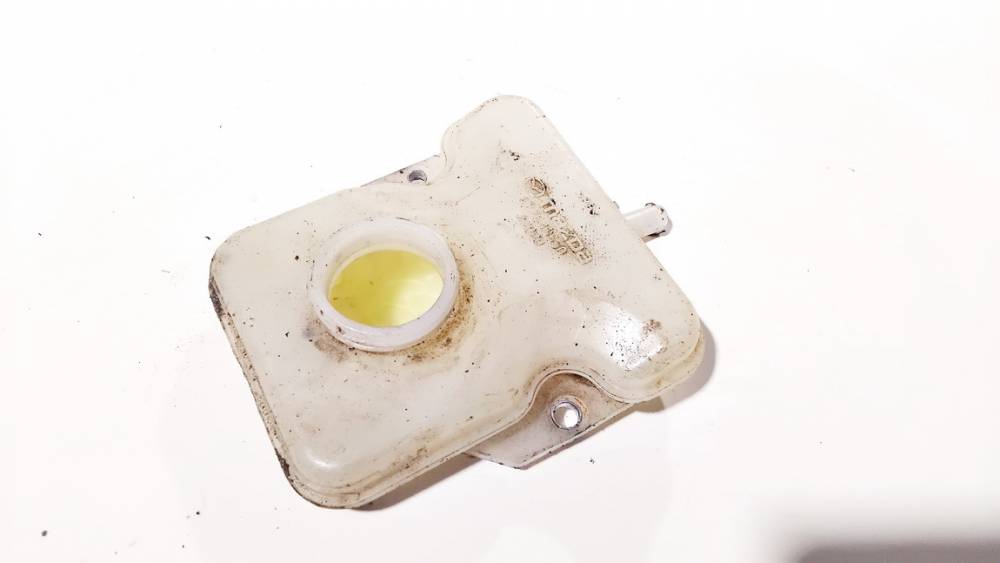 C23643550 Mazda 5 2007 Brake Master Cylinder Reservoir