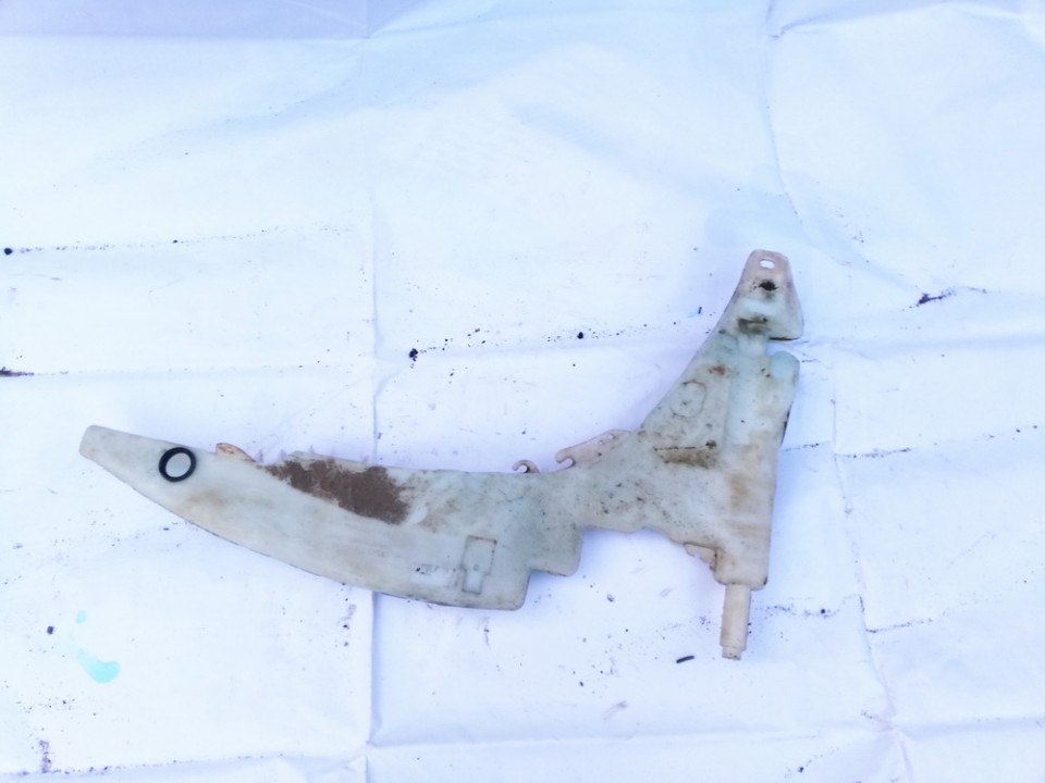XS4117618 Ford Focus 1999 Windshield Washer Reservoir tank (WASHER BOTTLE) - Thumbnail 2