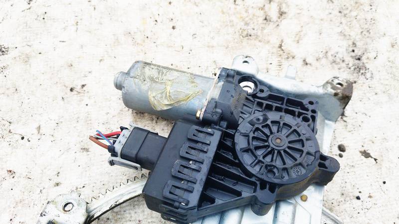 90521882 Opel Astra 1999 Window Motor - FRONT RIGHT