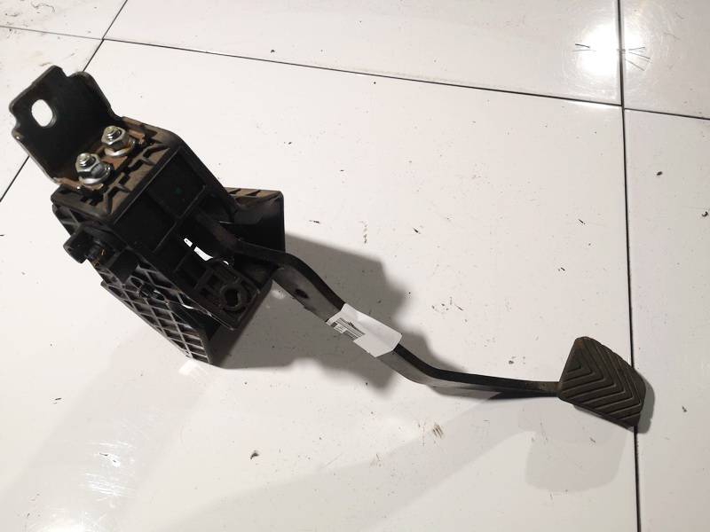 Kia Ceed 2007 Pedal work, Brake pedal, Pedal bracket, Clutch pedal