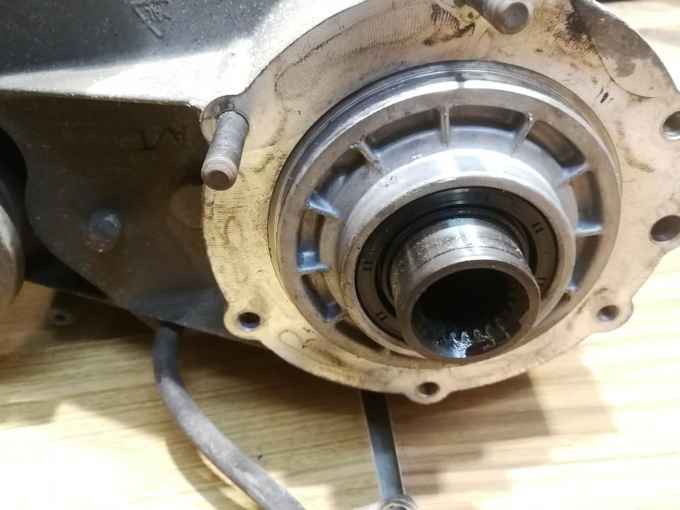 473003C210 473003C210 Gear Distribution Boxes (Transfer Box Transfer