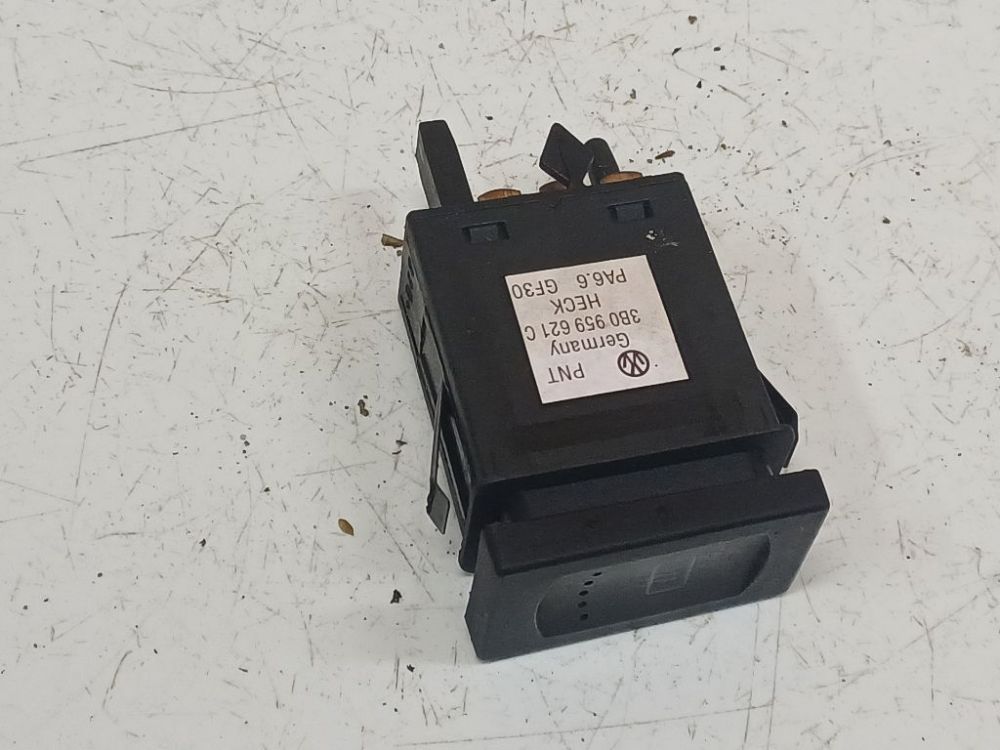 3B0959621C Volkswagen Passat 1998 Pare-Brise Radiateur Interrupteur - Thumbnail 3