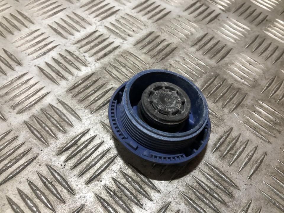 1J0121321B Audi A4 1999 Paisuntakorkki - Thumbnail 2