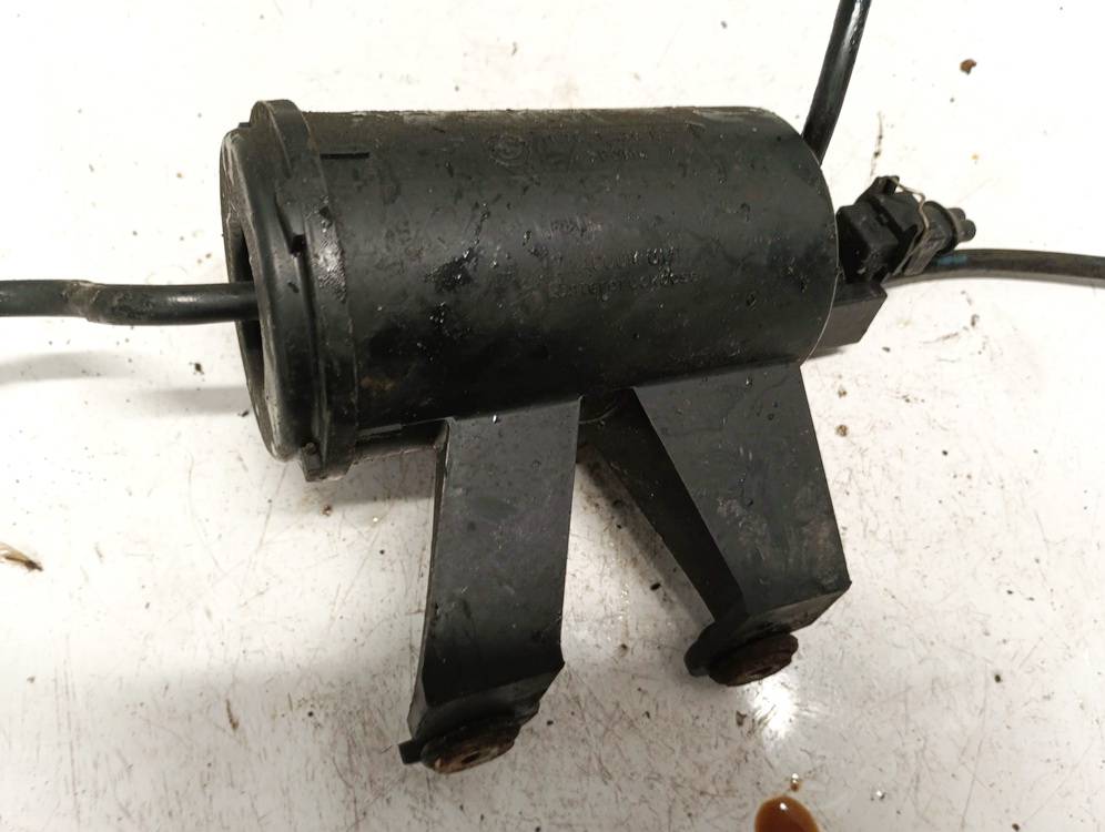 11781436152 BMW 3-Series 2002 Vacuum tank (Reservoir)