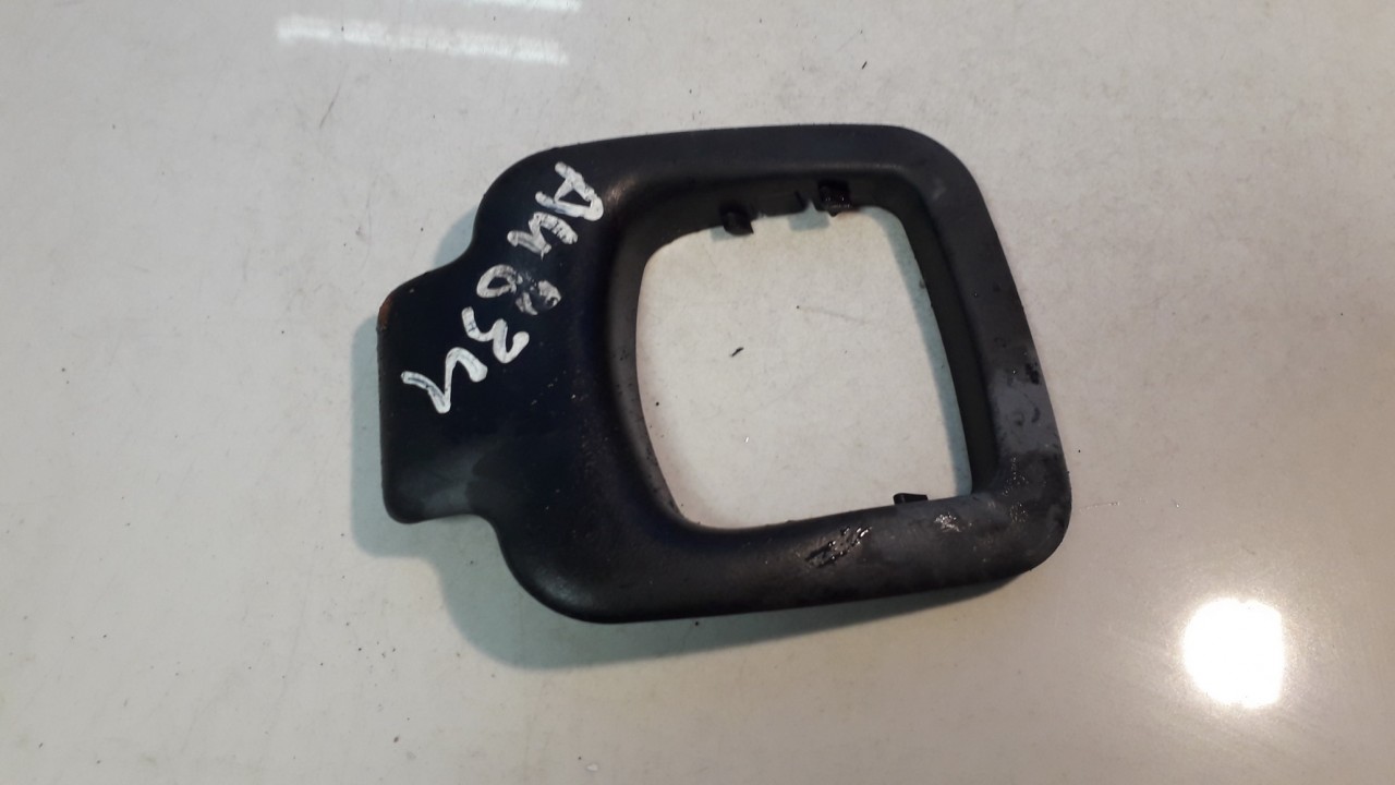 3B0857781B Skoda Superb 2002 Salono apdaila (plastmases)