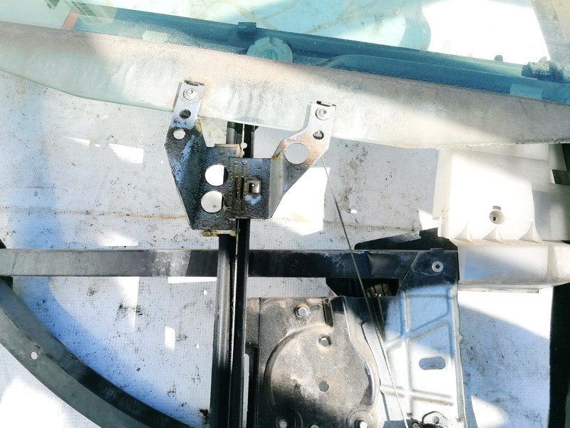 Audi A4 1996 Door winder mechanism (Window Regulator) - REAR RIGHT - Thumbnail 3