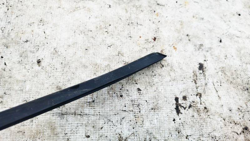 Audi A3 2006 Listwa szyby drzwi - PRZEDNIE LEWE - Thumbnail 3