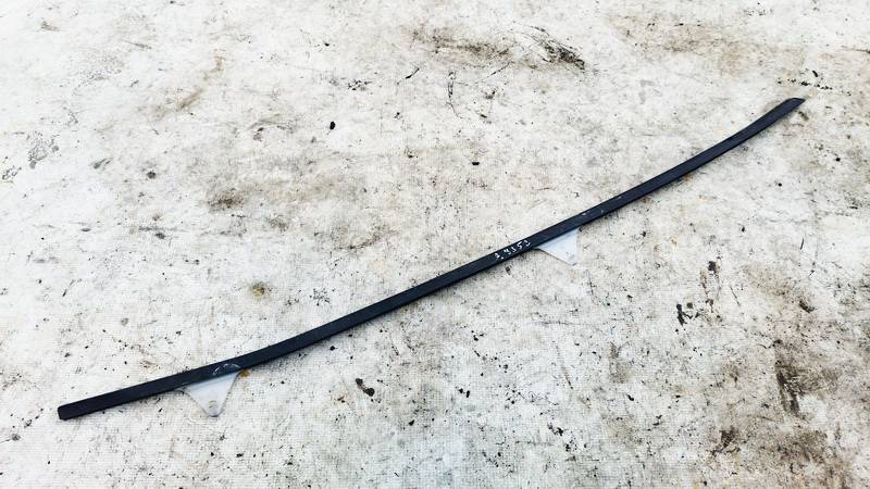 Audi A3 2006 Listwa szyby drzwi - PRZEDNIE LEWE