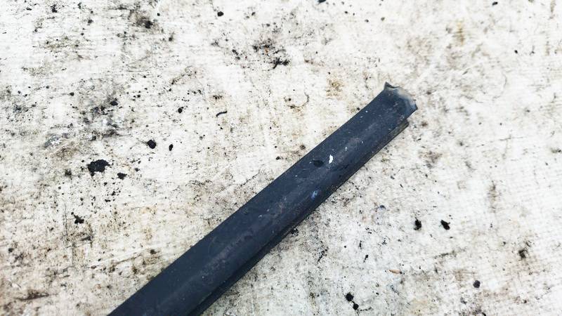 Skoda Fabia 2006 Durvju stikla sloksne - PRIEKŠA PA LABI - Thumbnail 3