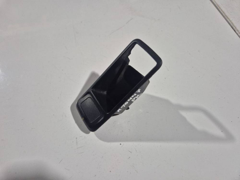 3M51226A37ADW Ford Focus 2006 Salona apdare (plastmasas) - Thumbnail 2