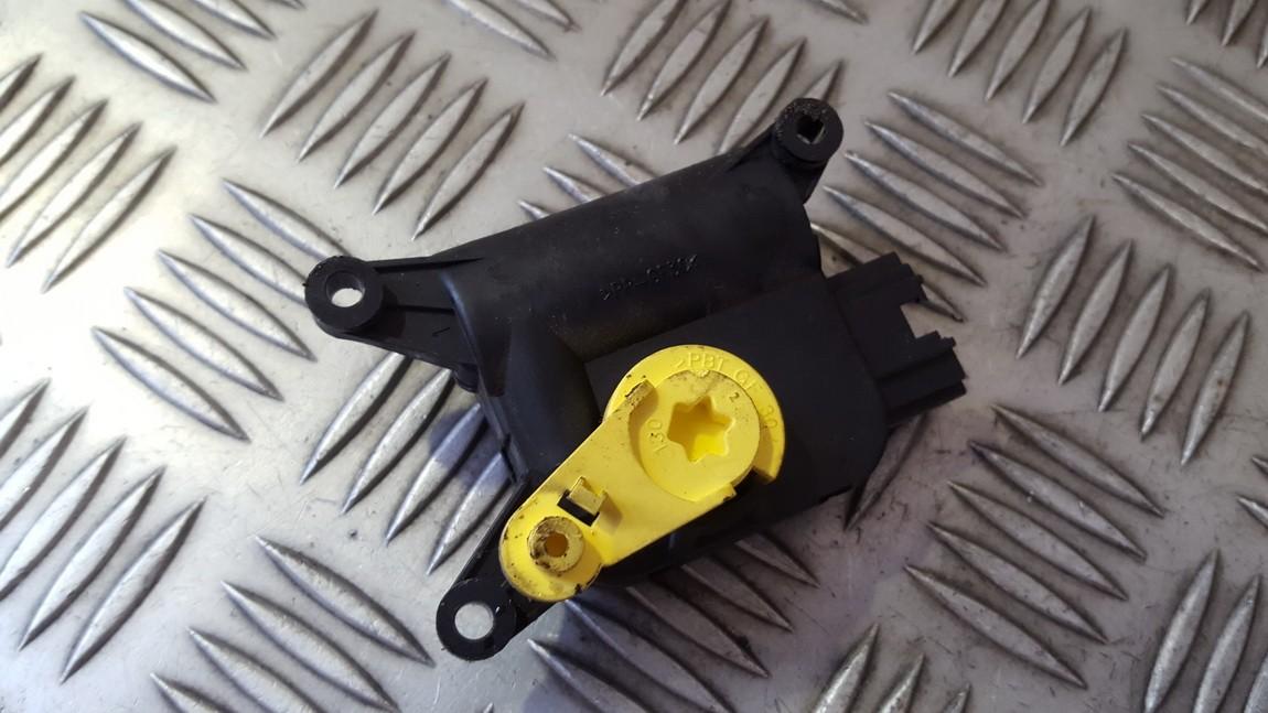0132801342 Volkswagen Touran 2004 Heater Vent Flap Control Actuator Motor - Thumbnail 2