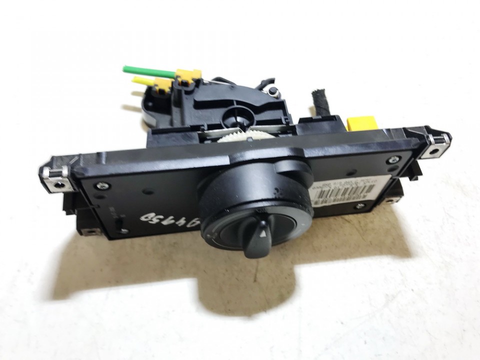 6k0819045c 69352201 Climate Control Panel (heater control switches) Seat 2000 1.9L 25EUR