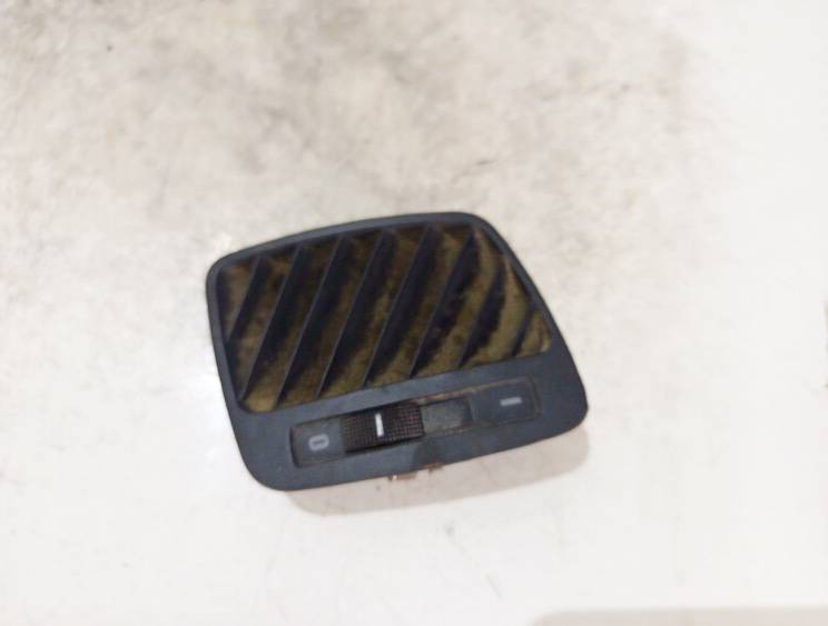 4B0819793 Audi A6 1998 Dash Vent (Air Vent Grille)