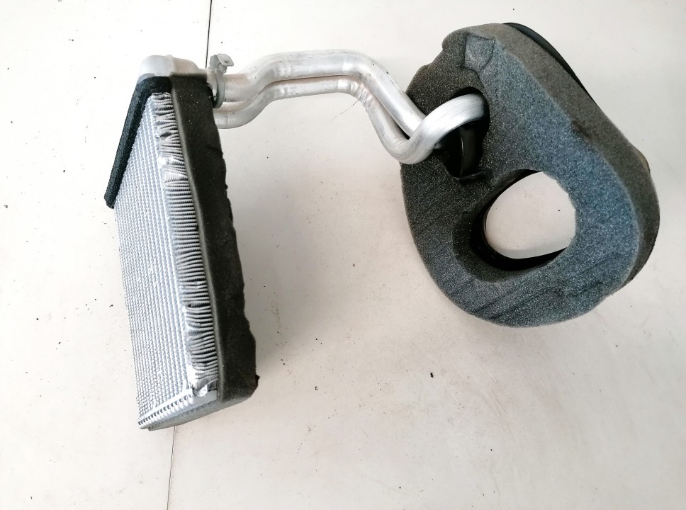 1K0819031B Volkswagen Golf 2010 Heater radiator (heater matrix) - Thumbnail 3