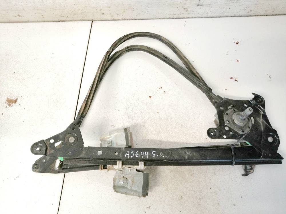 7M3839401A Volkswagen Sharan 2004 Durvju loga pacēlājs - AIZMUGURE PA KREISI