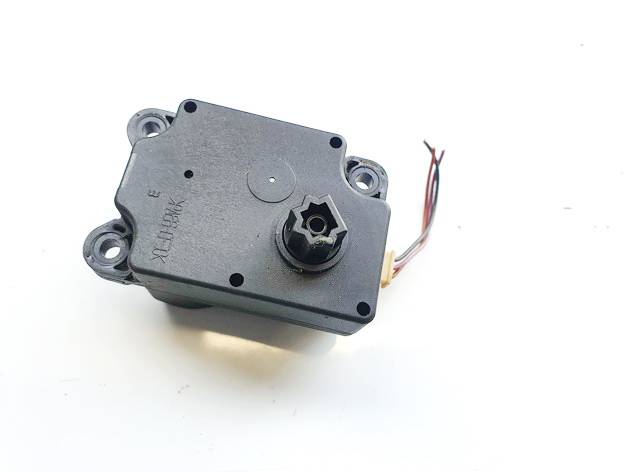 4N5H19E616AD Volvo V50 2008 Heater Vent Flap Control Actuator Motor - Thumbnail 2