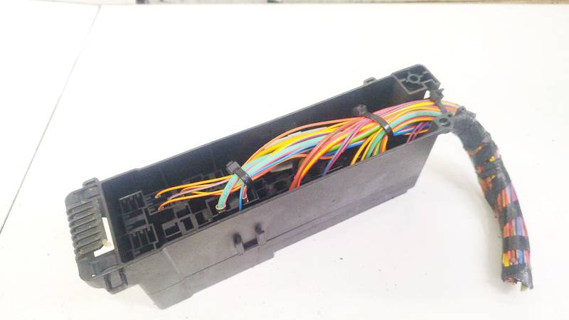 AV6T14K131AB Ford Focus 2011 Skrzynka bezpieczników - Thumbnail 2