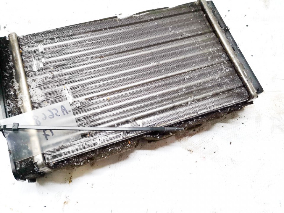 8D1819031B Volkswagen Passat 2004 Salono peciuko radiatorius - Thumbnail 2