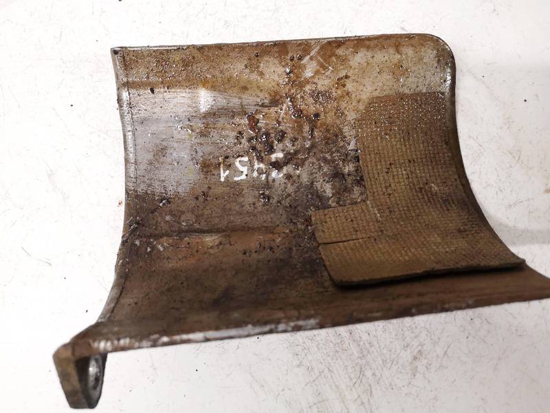 4D0407722 Audi A4 1995 Shaft Guard Plate Cover - FRONT RIGHT - Thumbnail 3