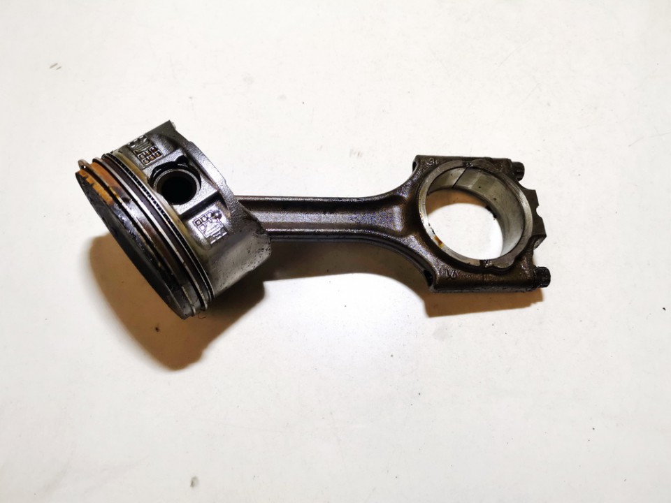 Volvo XC 90 2003 Piston and Conrod (Connecting rod)