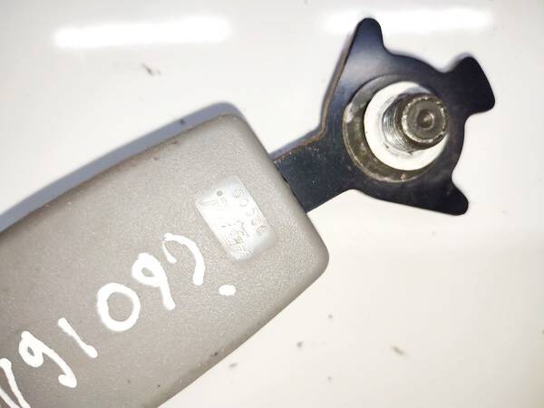 B2000 Mazda Premacy 2001 Drošības jostas sprādze (turētājs) - AIZMUGURE VIDUR - Thumbnail 2